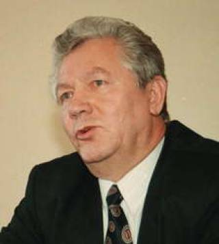 Сенатору предстоит боевое крещение