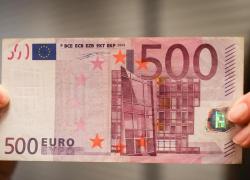 Число подделок банкнот и монет евро в прошлом году в Латвии выросло на 40,4%