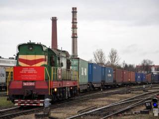 В прошлом году сухопутные грузовые перевозки уменьшились на 8,3%