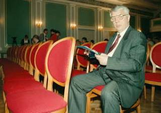 Маэстро президент.Раймонд Паулс согласился стать преемником Улманиса