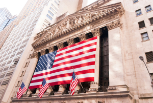 Биржи падают: рост инфляции в США тревожит инвесторов