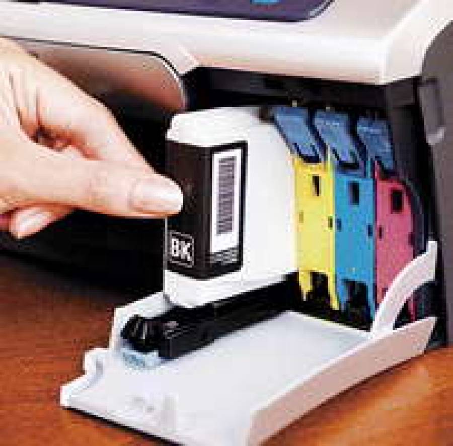 Если аппарат используется для высококачественной печати, то, безусловно, лучше использовать оригинальные картриджи.