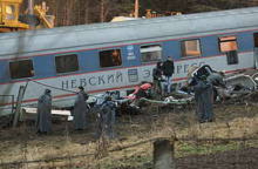 Работы на месте трагедии, в Новгородской области.