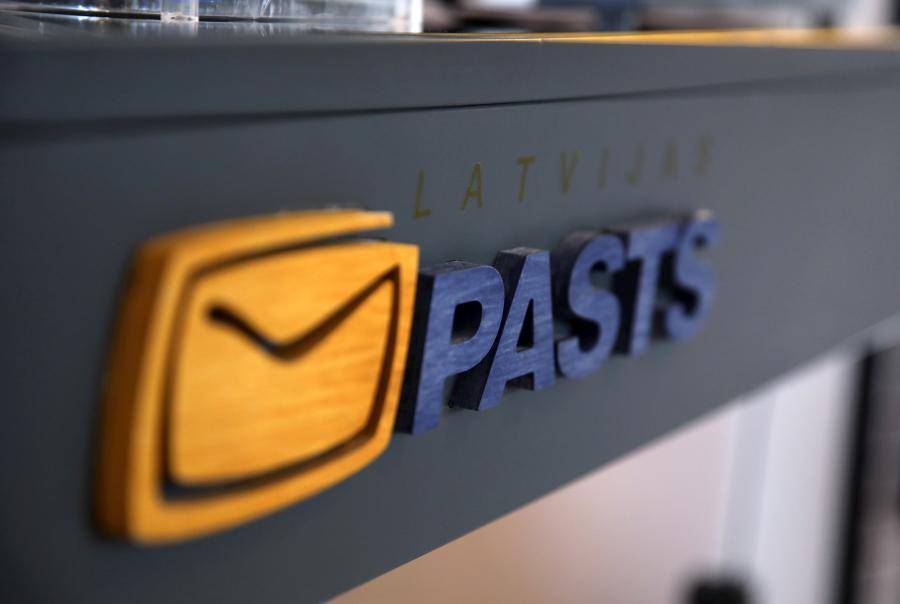 Latvijas pasts предупреждает о мошенниках, которые прикрываются именем компании