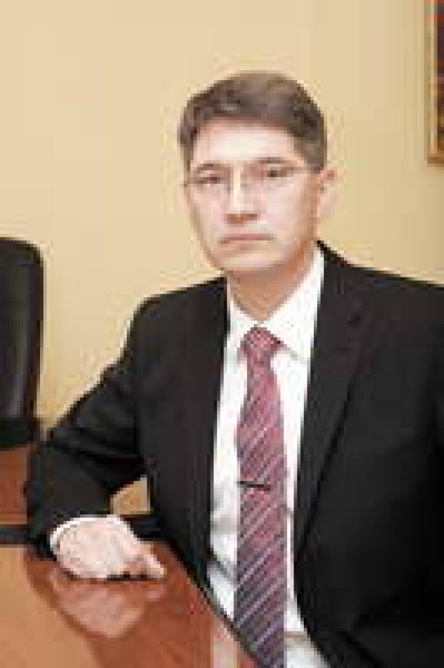 Нам &mdash; 18 лет!