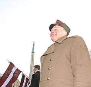 СС-овцам разрешили прогуляться