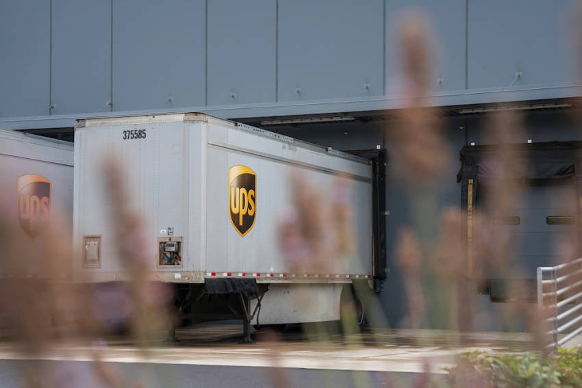 UPS ликвидирует 48 000 рабочих мест