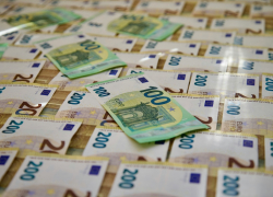 Прибыль латвийских финансовых учреждений за 11 месяцев - 361,1 млн евро