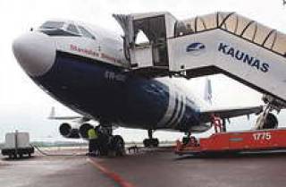 Ил-96-400Т привез из Китая 66 тонн электроники.