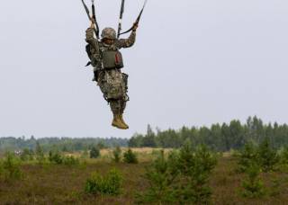 Война войной, а обед по расписанию.