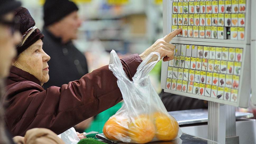 В Латвии началось великое укрощение цен: супермаркеты упираются