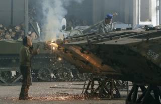 Украинская экономика перешла на военные рельсы. 