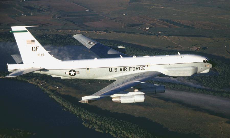 Самолет RC-135U.
