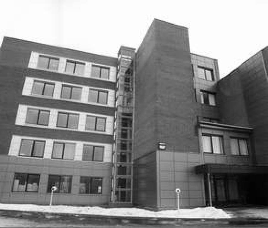 RD справляет новоселье