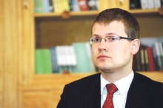 Каспар Лоре: &quot;Быстрее других в частные руки могут перейти пакеты в тех предприятиях, где государству отведена скромная роль миноритария&quot;.
