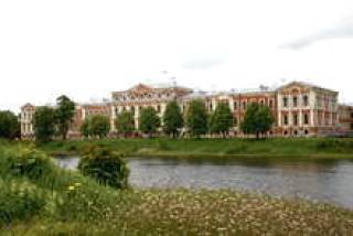 Латвийский сельскохозяйственный университет в Елгаве &mdash; центр притяжения столичного чиновничества.