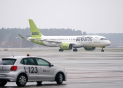 airBaltic не способна работать без дополнительной финансовой поддержки - премьер