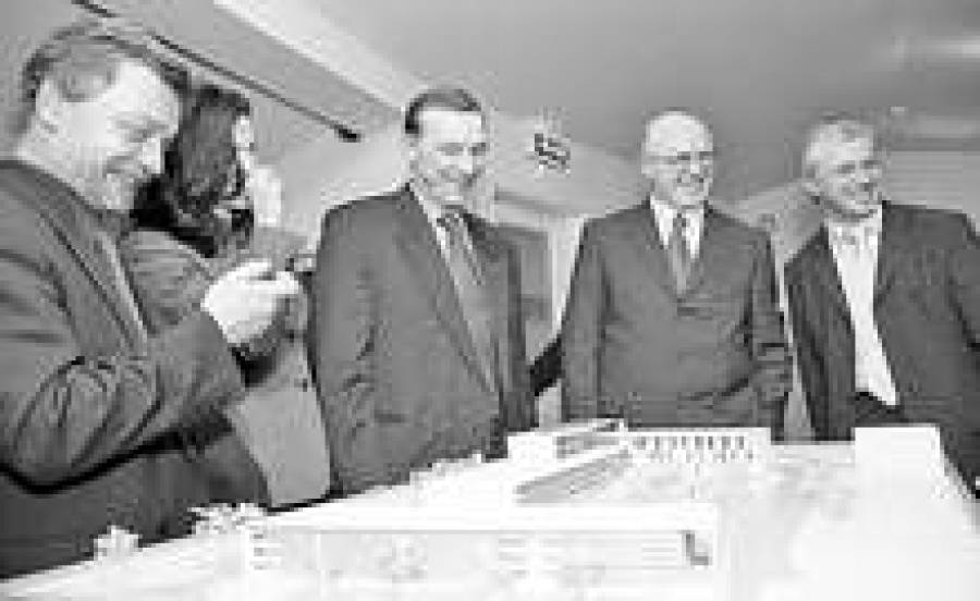 Re &amp; Re зовет к себе арендаторов