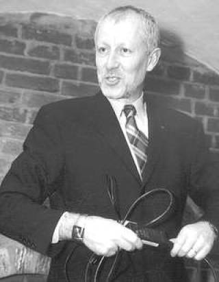  Г-н МАРТИ сам носит только Rado.