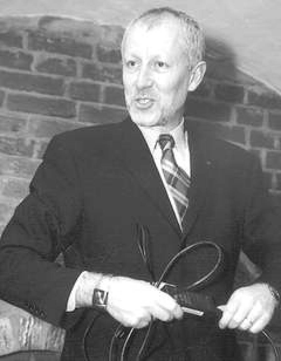  Г-н МАРТИ сам носит только Rado.