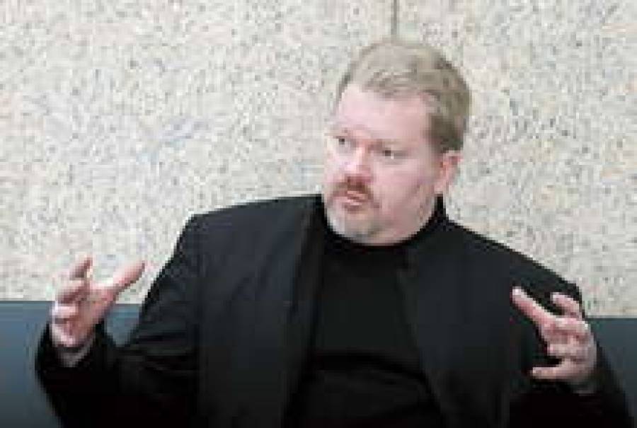 Отстаивая права русских в Эстонии, Йохан Бекман защищает финскую демократию.