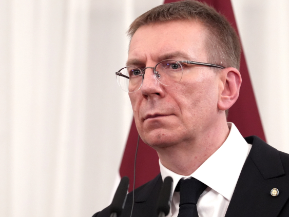 ЕБРР играет важную роль в решении проблем гибридных угроз в Восточной Европе - Ринкевич