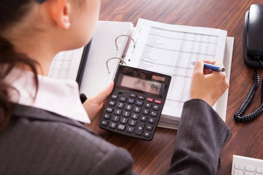 Очередные налоговые изменения ощутят почти 80% предприятий Латвии