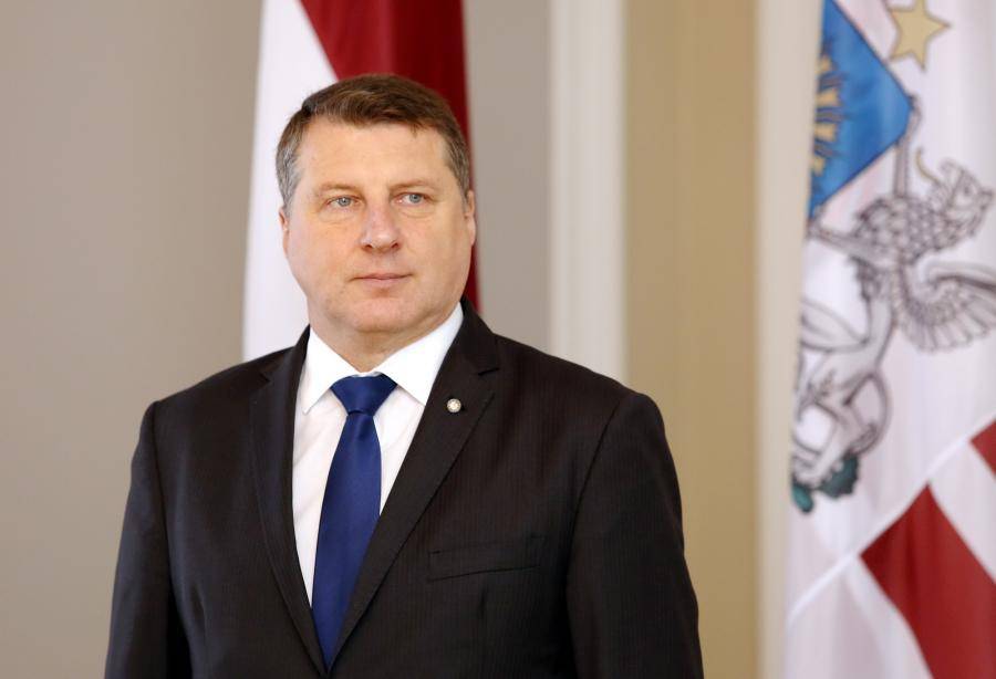 Вейонис станет первым экс-президентом, которому не предоставят государственную квартиру