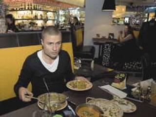 Марис Верпаковский: “Ресторанный бизнес, как футбол, — чем сильнее команды, тем выше уровень игры! “.