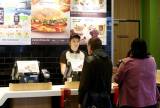 McDonald&#039;s за пять лет вложил в развитие бизнеса в Латвии 5,6 млн евро