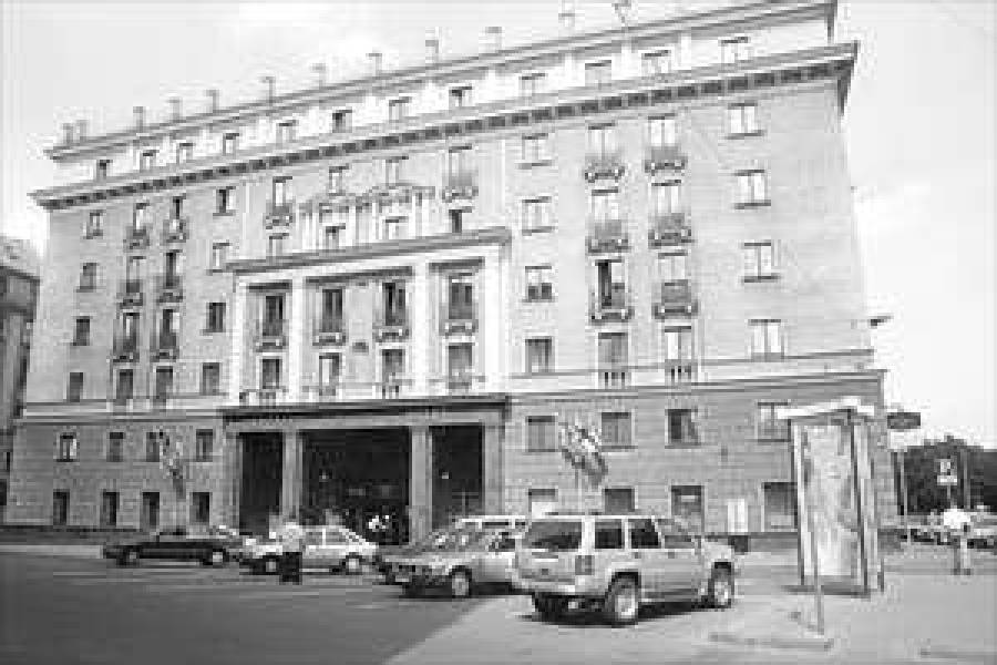 Riga пойдет по рукам