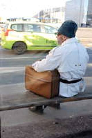 Уезжали. Уезжают. И будут уезжать