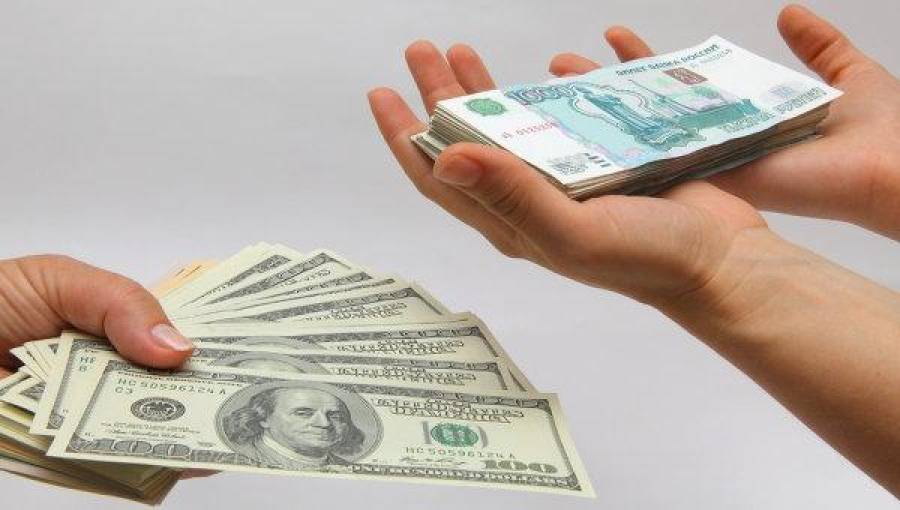 Девальвация рубля: за 1 евро уже дают более 60 &quot;деревянных&quot;