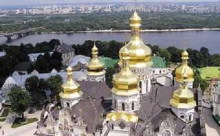 Киево-Печерская лавра — место паломничества всех православных.