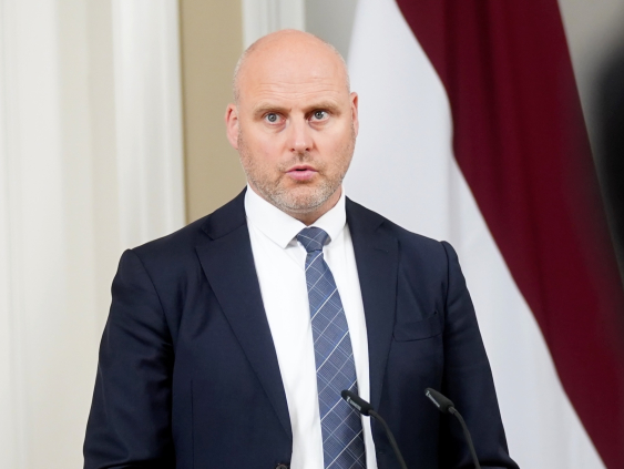 Миллионы на ИТ и нет контроля: премьер заговорил об ответственности