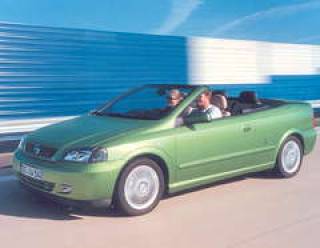 В лидерах - Peugeot и Opel