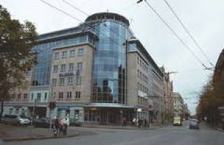 Дума &quot;выходит&quot; из OOO Valdemzra centrs за 890 000 латов