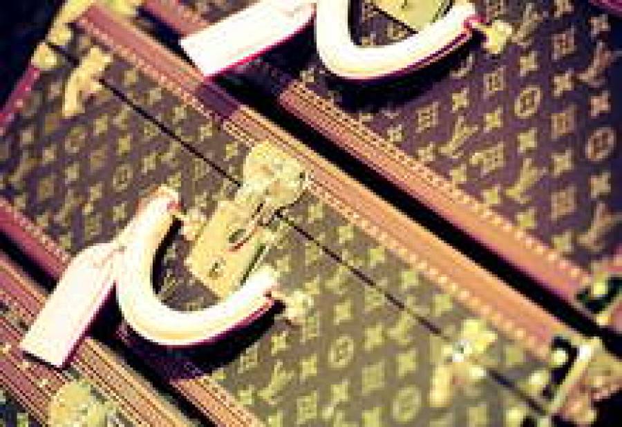 Дорогие бренды отсекают бедных клиентов