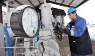 Украина заплатила Газпрому за потребленное в декабре топливо почти 900 миллионов долларов. Вентиль в очередной раз перекрыт не будет.