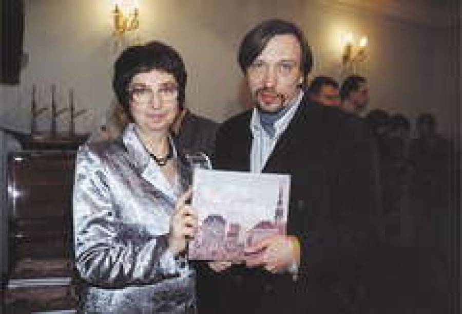 Е.АНТИМОНОВА и С.КОЗЛОВ влюблены в свое детище.