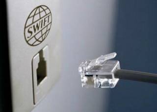 ЕС может отключить Россию от SWIFT