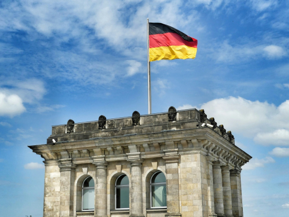 Германия зарабатывает, но платит за рубеж — 52,6% DAX у иностранных владельцев