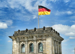 Германия зарабатывает, но платит за рубеж — 52,6% DAX у иностранных владельцев