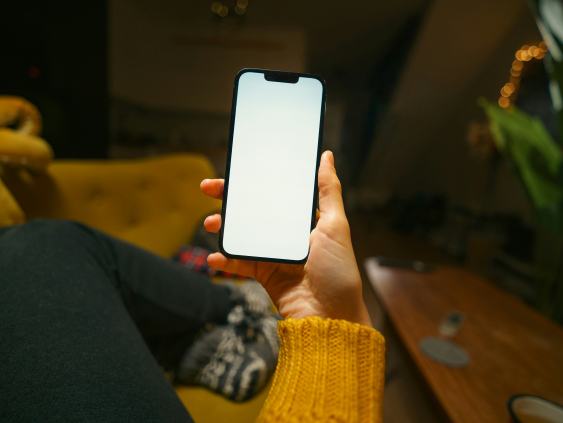 В 2025 году мошенники выманили у жителей Латвии почти 24 миллиона евро