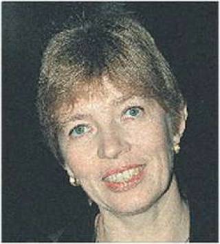  Карина ПЕТЕРСОНЕ. 