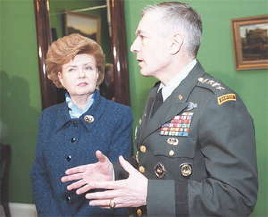 Россию просят не беспокоиться