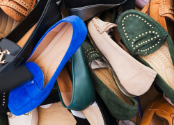 Закрывается еще одна сеть магазинов. На этот раз - обувных