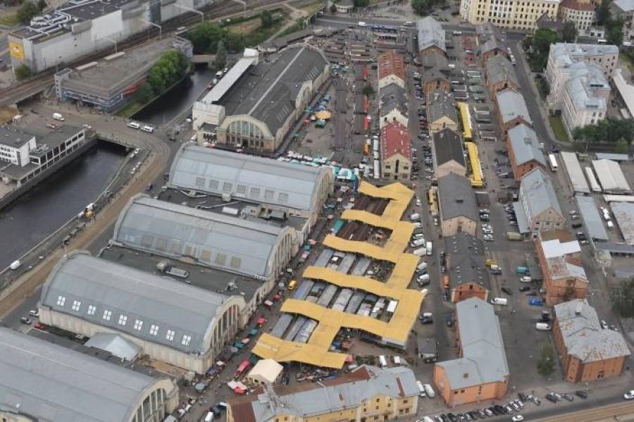 Взгляд из-за прилавка: как СГД душит торговцев на Центральном рынке в Риге