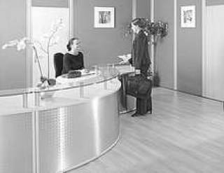 Стойка ресепшен &mdash; лицо любой компании, и к ее оборудованию надо отнестись с повышенным вниманием.