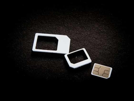 Минсообщения поддерживает обязанность регистрировать пользователей предоплаченных SIM-карт